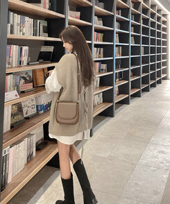 バッグ クルーズショルダーバッグ CAMEL
