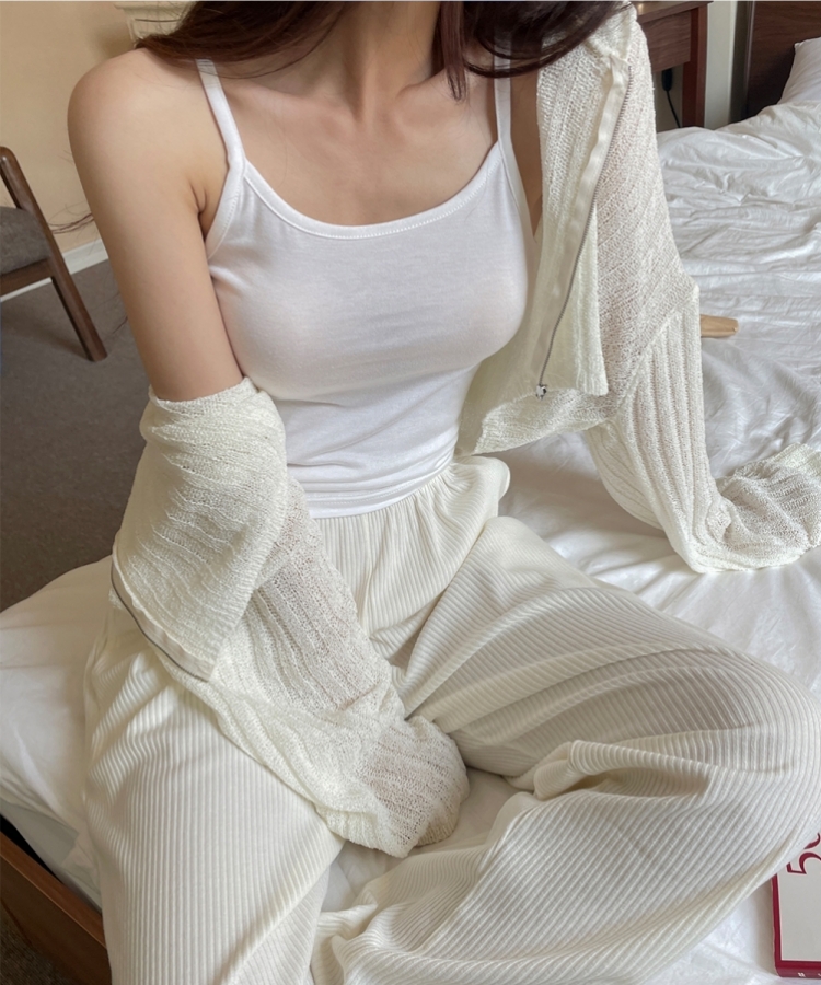 クーリングクロップキャミソール IVORY
