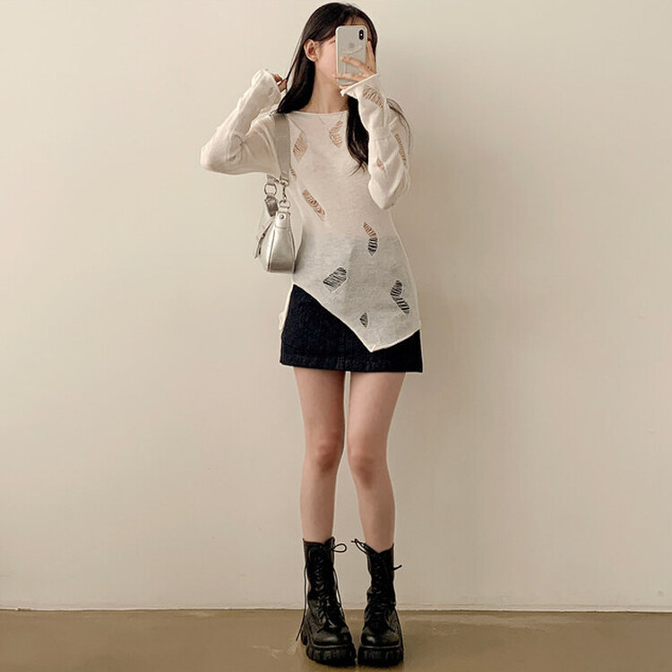 アンバランススリットスリムダメージニット IVORY