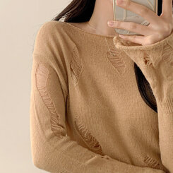 ニット アンバランススリットスリムダメージニット DEEP BEIGE