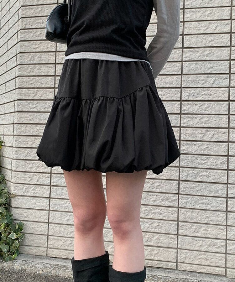 エンヌパンプキンバルーンミニスカート BLACK
