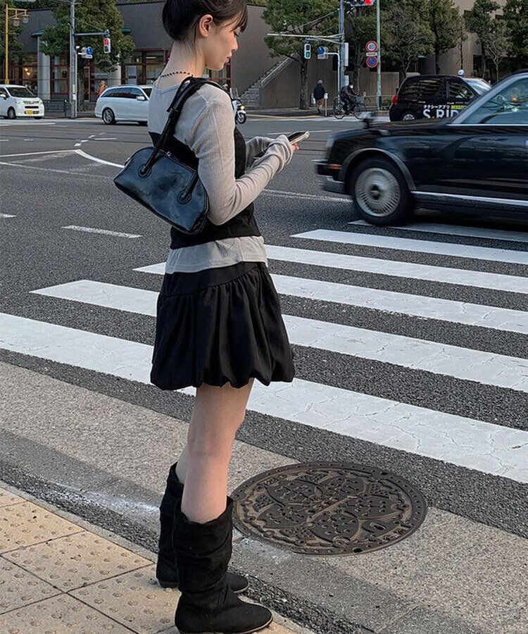 エンヌパンプキンバルーンミニスカート BLACK
