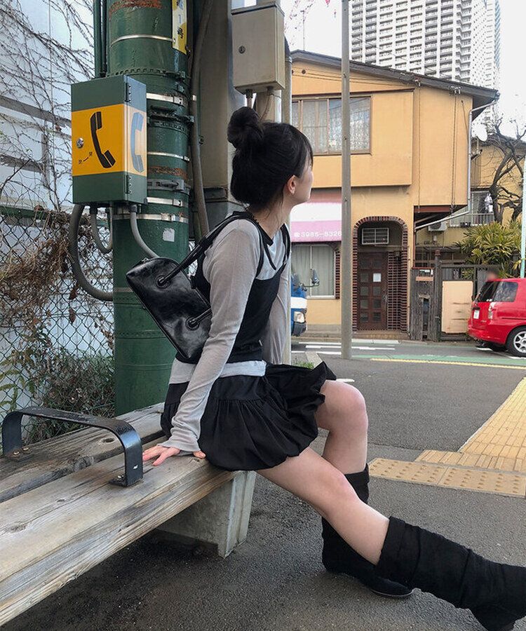 エンヌパンプキンバルーンミニスカート BLACK