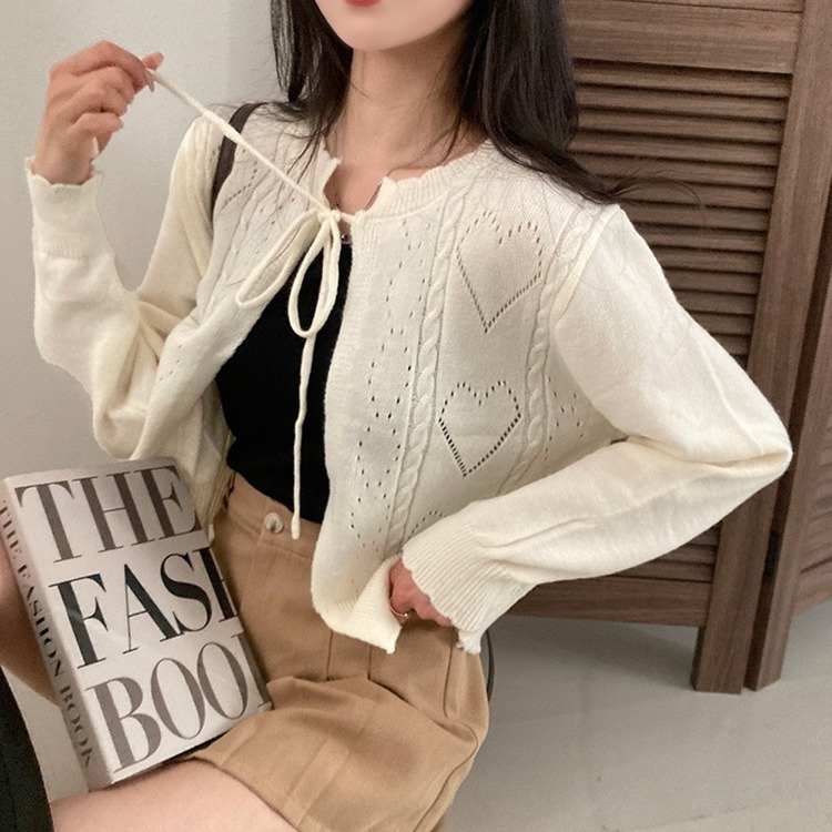 데일리한 무드 썸모어 러블리 펀칭 리본 크롭 니트 가디건 화이트