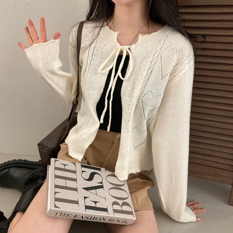 데일리한 무드 썸모어 러블리 펀칭 리본 크롭 니트 가디건 화이트