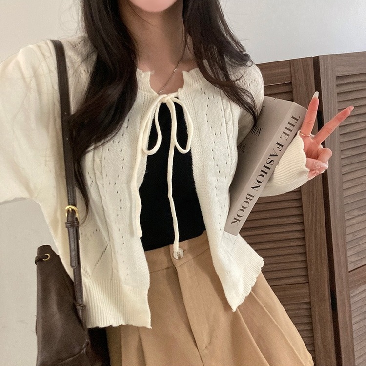 데일리한 무드 썸모어 러블리 펀칭 리본 크롭 니트 가디건 화이트