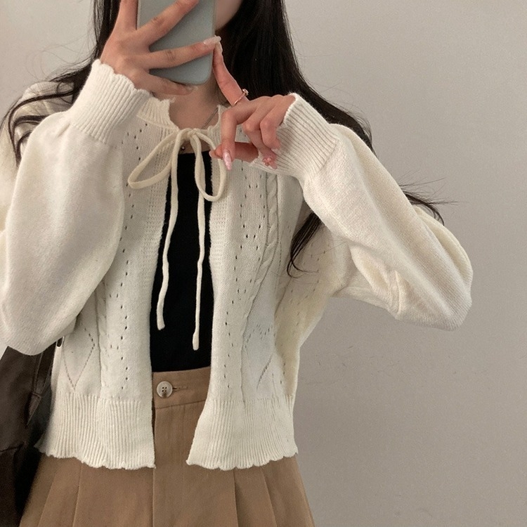 데일리한 무드 썸모어 러블리 펀칭 리본 크롭 니트 가디건 화이트