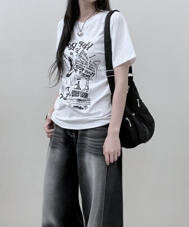 바이브락레터링프린팅반팔티 화이트