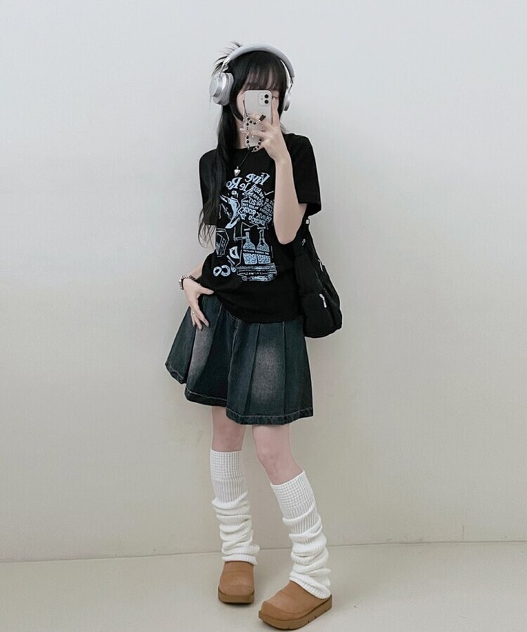 바이브락레터링프린팅반팔티 검정