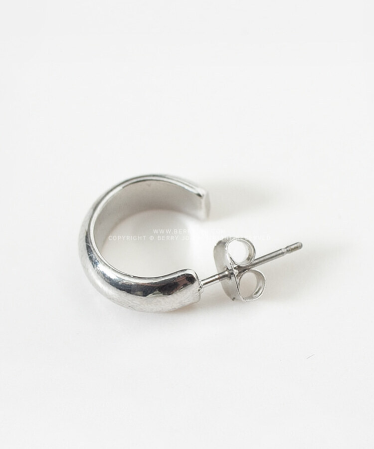 オールデイズリングピアス