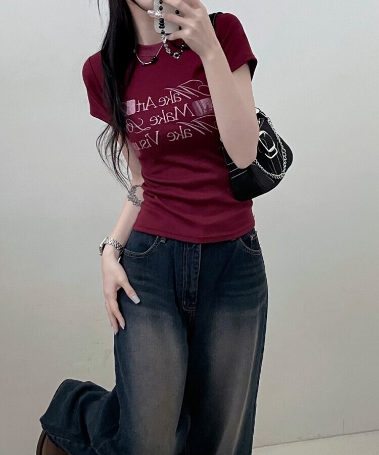 スリムフィットプリンティング半袖Tシャツ WINE
