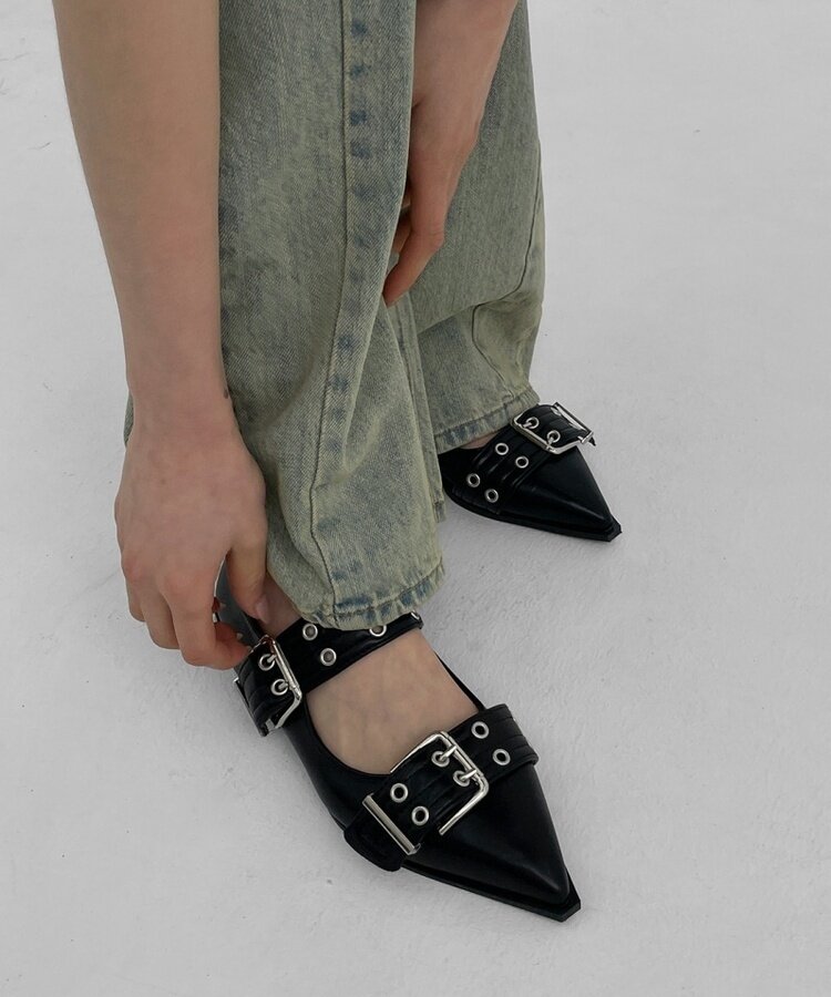 レザーバックルフラットシューズ BLACK