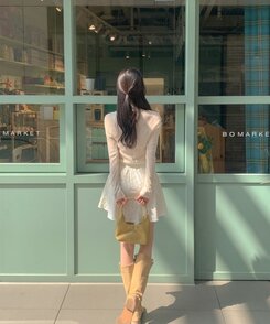 モブフラワーエンボAラインフレアミニスカートパンツ IVORY
