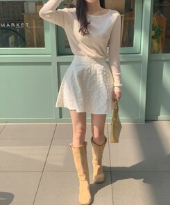 モブフラワーエンボAラインフレアミニスカートパンツ IVORY