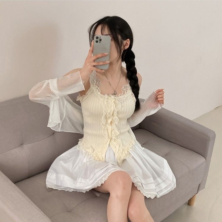 レースUネッククロップニットキャミソール BEIGE