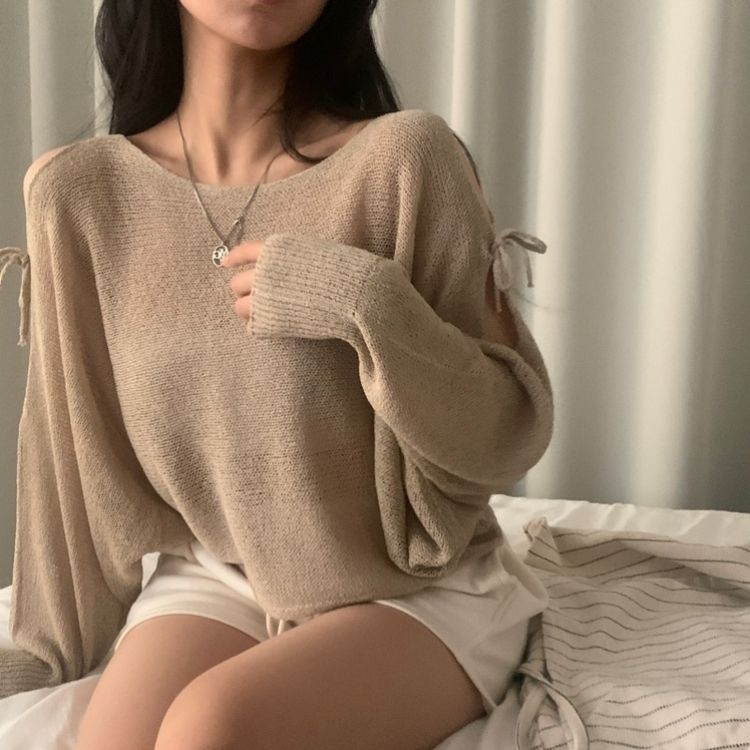 リボンショルダースリットルーズフィット長袖ニット5色 BEIGE