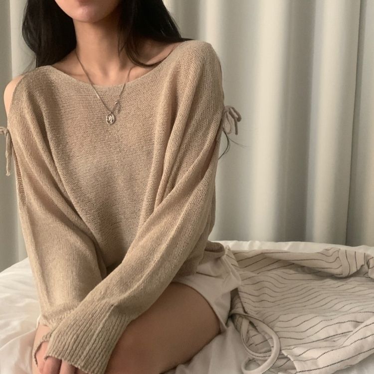 リボンショルダースリットルーズフィット長袖ニット5色 BEIGE