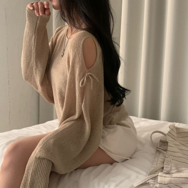 リボンショルダースリットルーズフィット長袖ニット5色 BEIGE