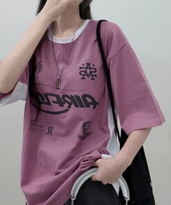 半袖Tシャツ 配色レタリングボックスフィット半袖Tシャツ pastel purple