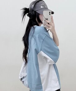 半袖Tシャツ 配色レタリングボックスフィット半袖Tシャツ SKY BLUE