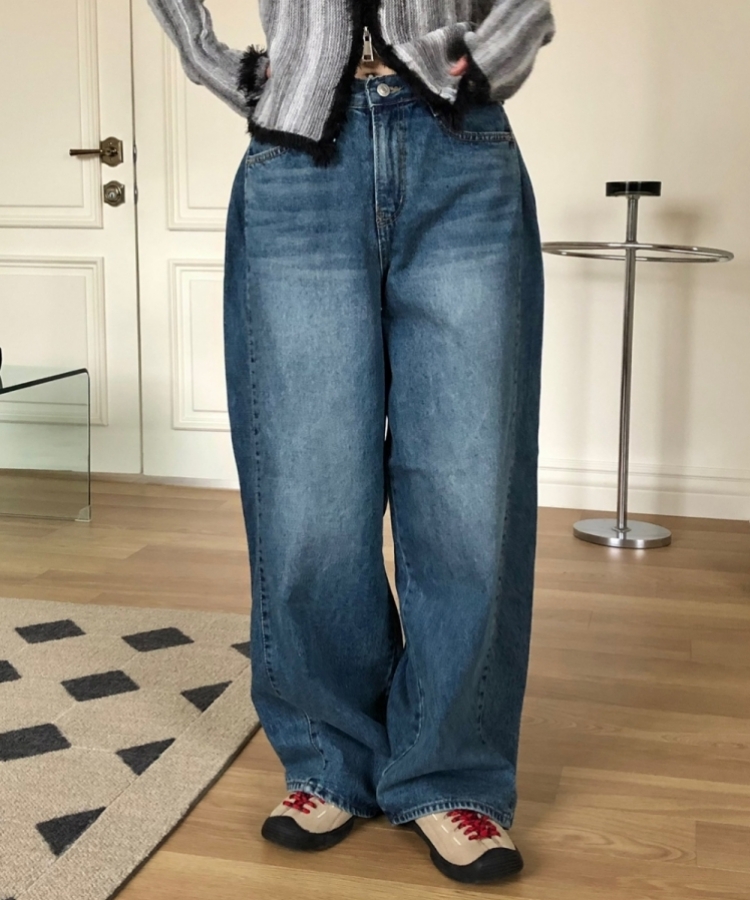 トラッキングスエードスニーカー BEIGE