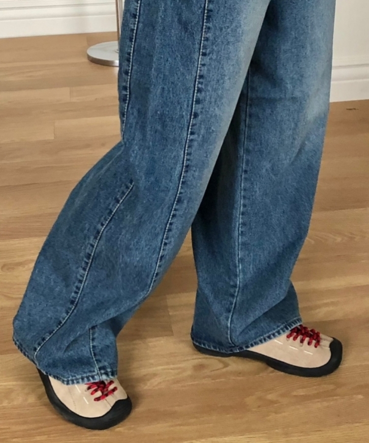 トラッキングスエードスニーカー BEIGE