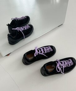 トラッキングスエードスニーカー