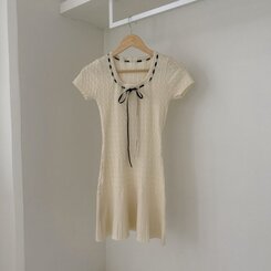 ミニワンピース リボンケーブルニット半袖ミニワンピース