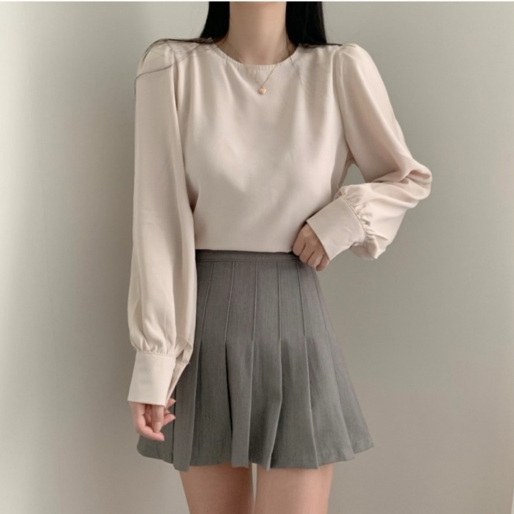 니드 셔링 블라우스 연베이지