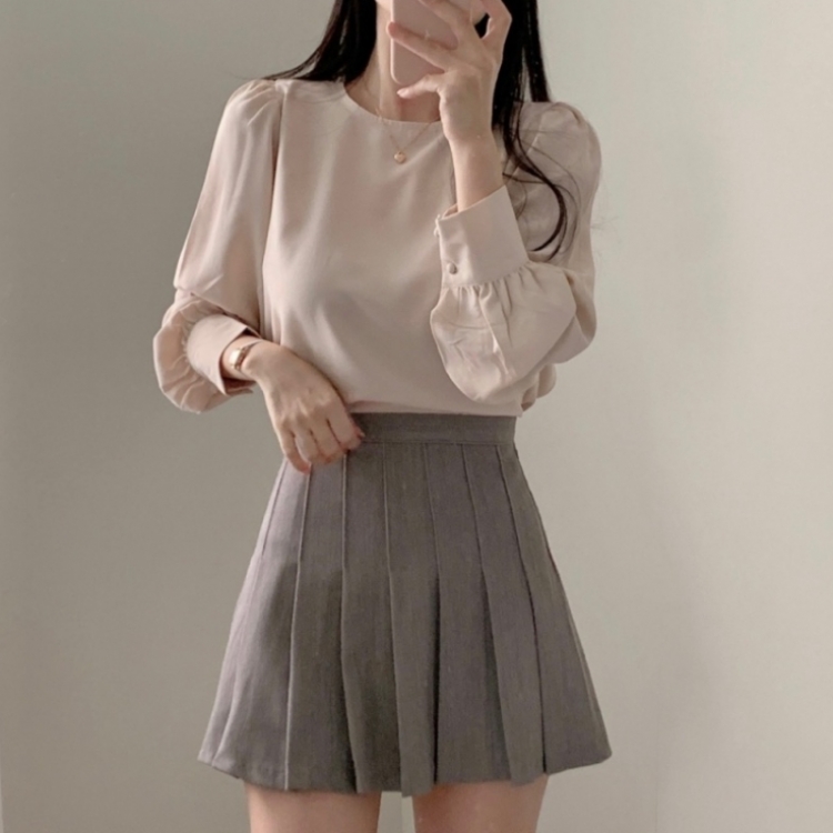 니드 셔링 블라우스 연베이지