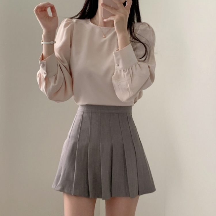 니드 셔링 블라우스 연베이지