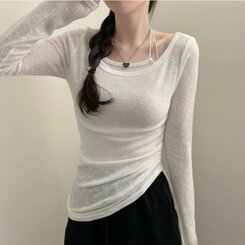ノースリーブ ストリングレイヤードクロップホルターネックキャミソール IVORY