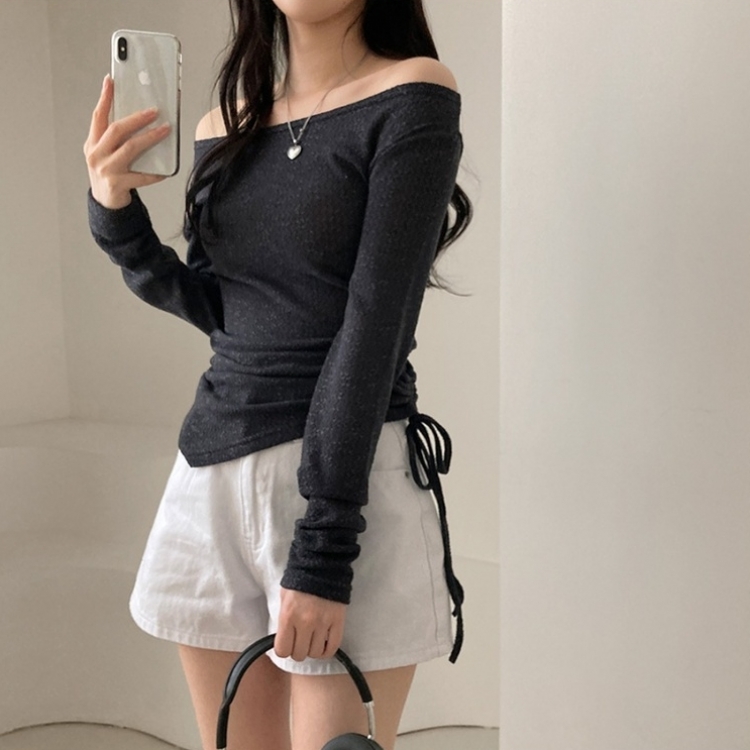 비뉴즈 린넨 오프숄더 옆셔링 리본 입술넥 언발 긴팔 티셔츠 차콜