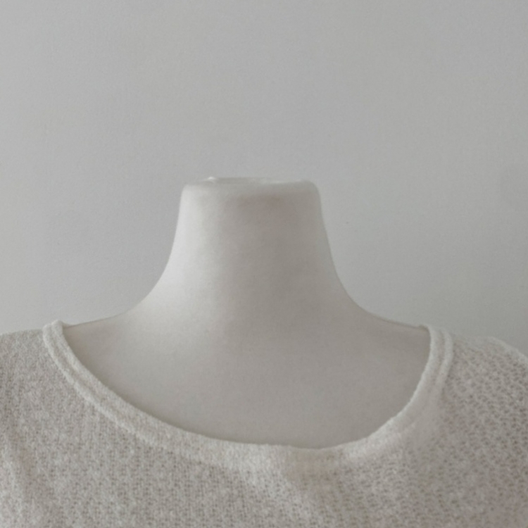 비뉴즈 린넨 오프숄더 옆셔링 리본 입술넥 언발 긴팔 티셔츠