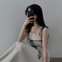 ロングワンピース リボンシャーリングスモークロングビスチェワンピース WHITE