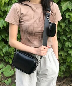 パブリックショルダーバッグ BLACK