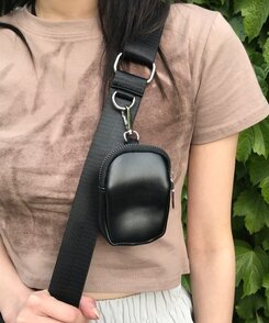 パブリックショルダーバッグ BLACK