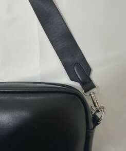 パブリックショルダーバッグ