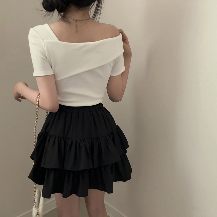 ワンオフショルダースリムフィット半袖Tシャツ IVORY