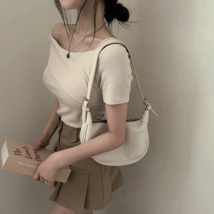 ワンオフショルダースリムフィット半袖Tシャツ BEIGE