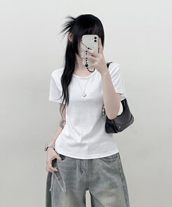 Uネックラウンドフィット半袖Tシャツ6色 IVORY