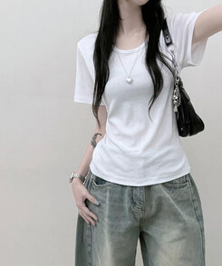 Uネックラウンドフィット半袖Tシャツ6色 IVORY