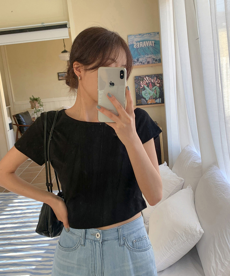 アンバランスオフショルダー半袖クロップTシャツ BLACK