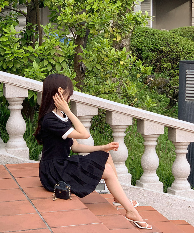 スクエアトゥストラップミュールサンダル Ivory