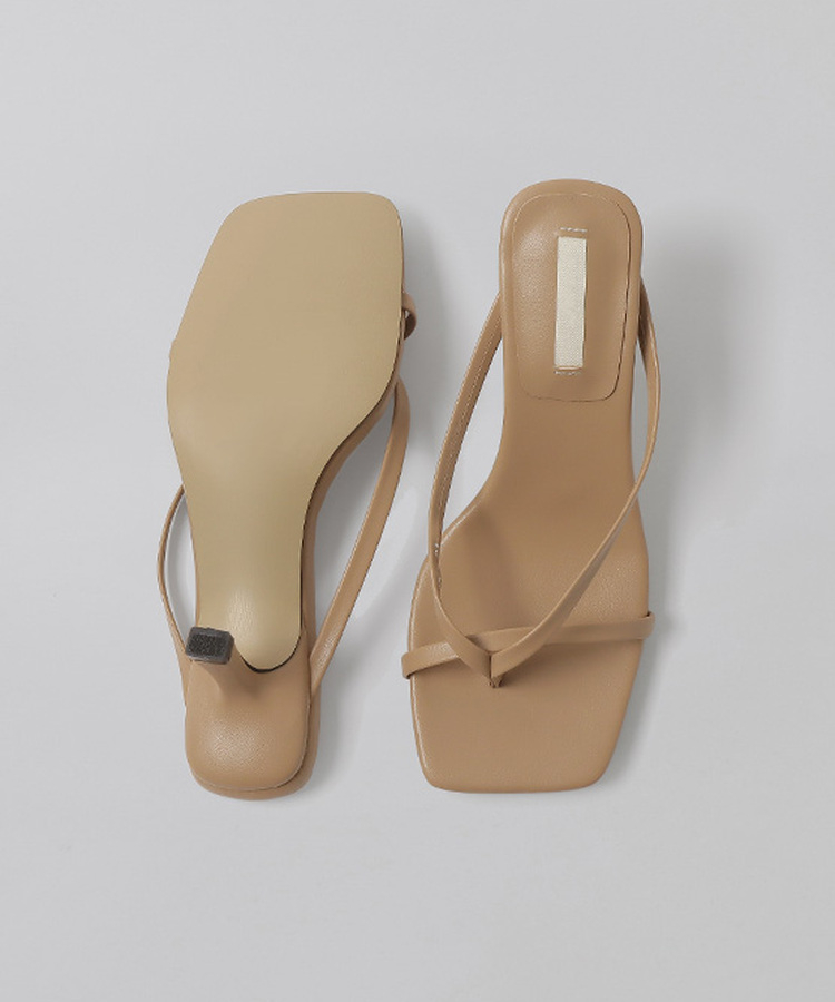 スクエアトゥストラップミュールサンダル