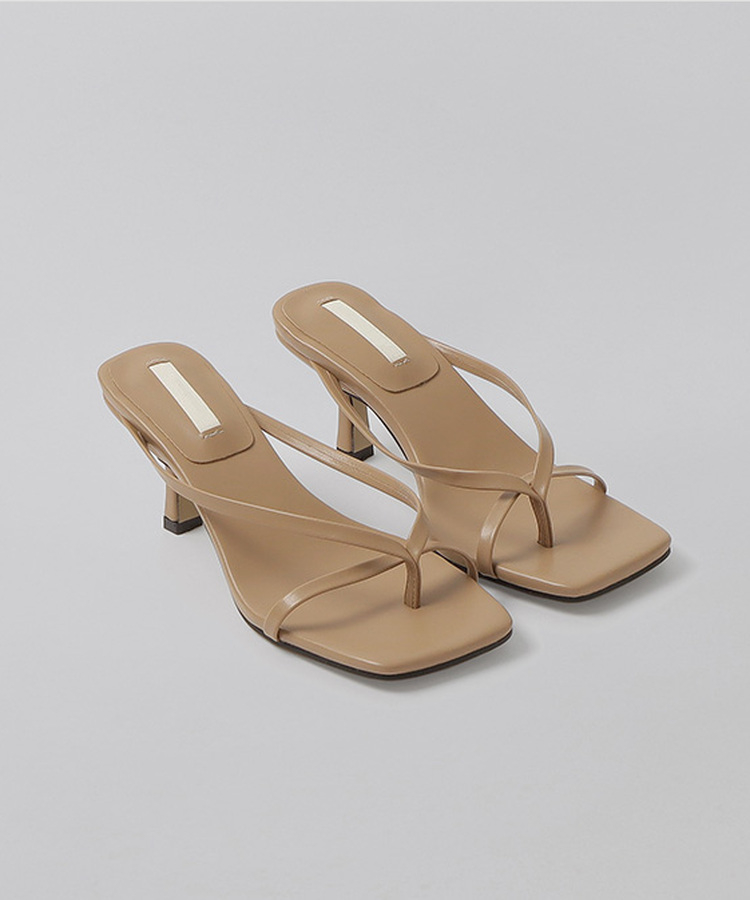 スクエアトゥストラップミュールサンダル