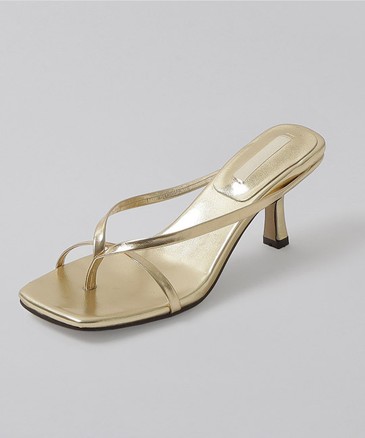 スクエアトゥストラップミュールサンダル