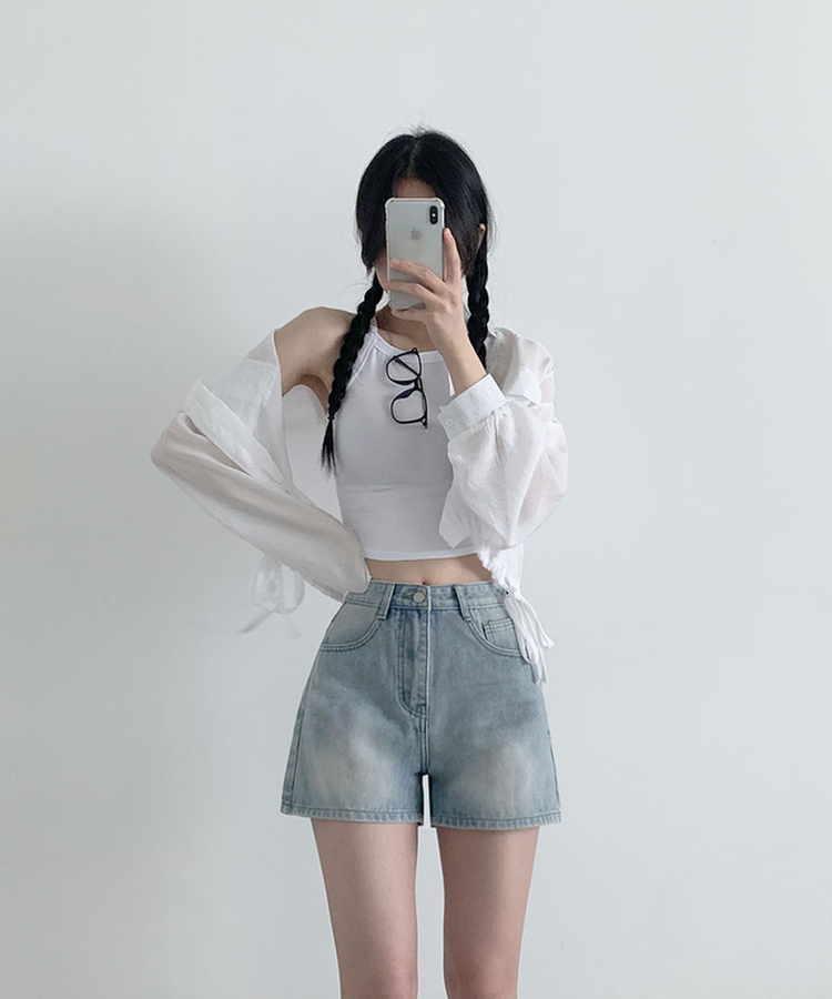 キャットウォッシングハイウエストデニムショートパンツ LIGHT BLUE