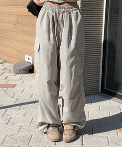 コットンパンツ 【ジョガー調節可】ナイロンカーゴピンタックパンツ8色 LIGHT BEIGE