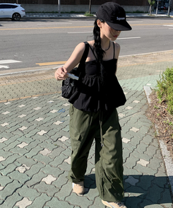 コットンパンツ 【ジョガー調節可】ナイロンカーゴピンタックパンツ8色 KHAKI